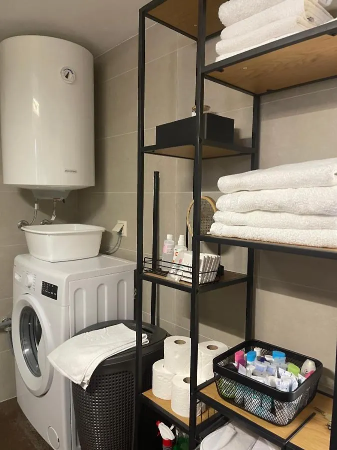 Apartment Mirana With Garden And Free Parking Zadar