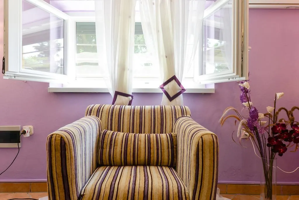 Apartment Mirana With Garden And Free Parking Zadar Croatia