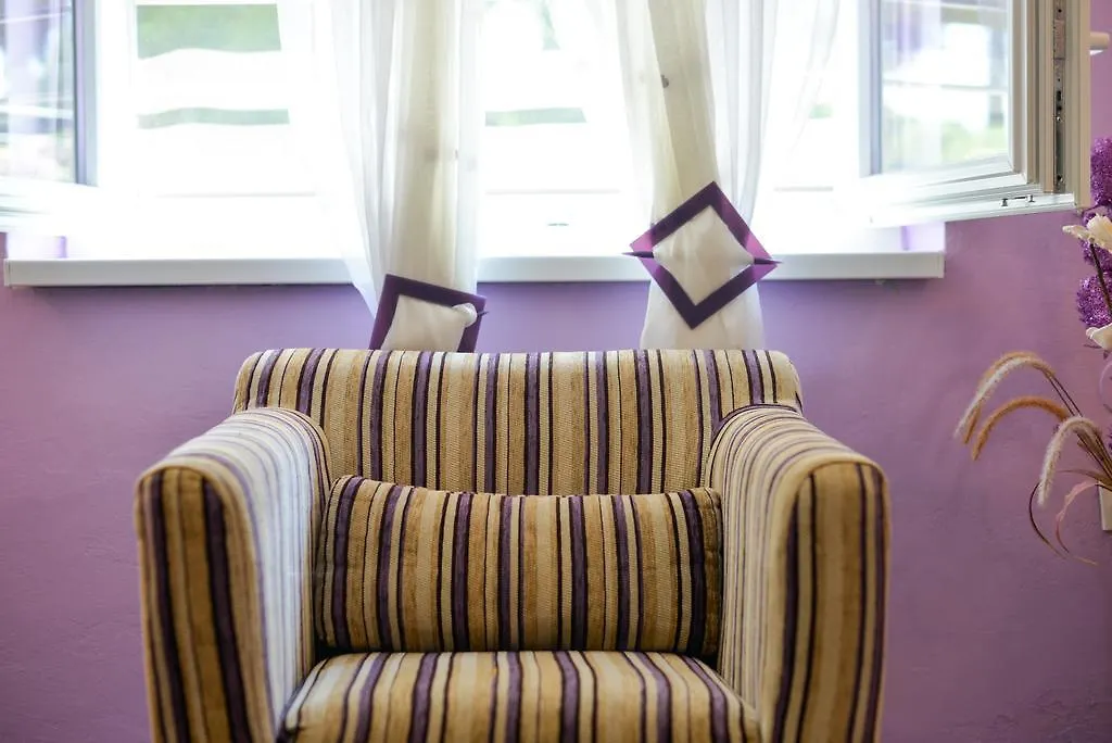 Apartment Mirana With Garden And Free Parking Zadar